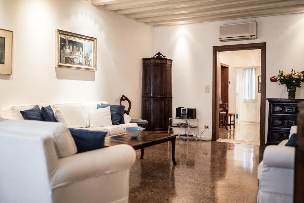Accademia Terrazza Lägenhet Venedig Exteriör bild