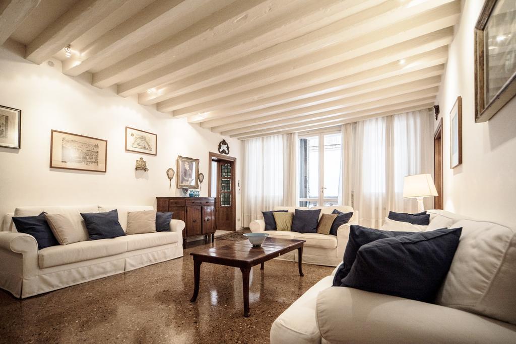 Accademia Terrazza Lägenhet Venedig Exteriör bild