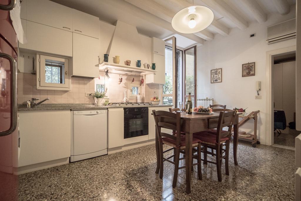 Accademia Terrazza Lägenhet Venedig Exteriör bild